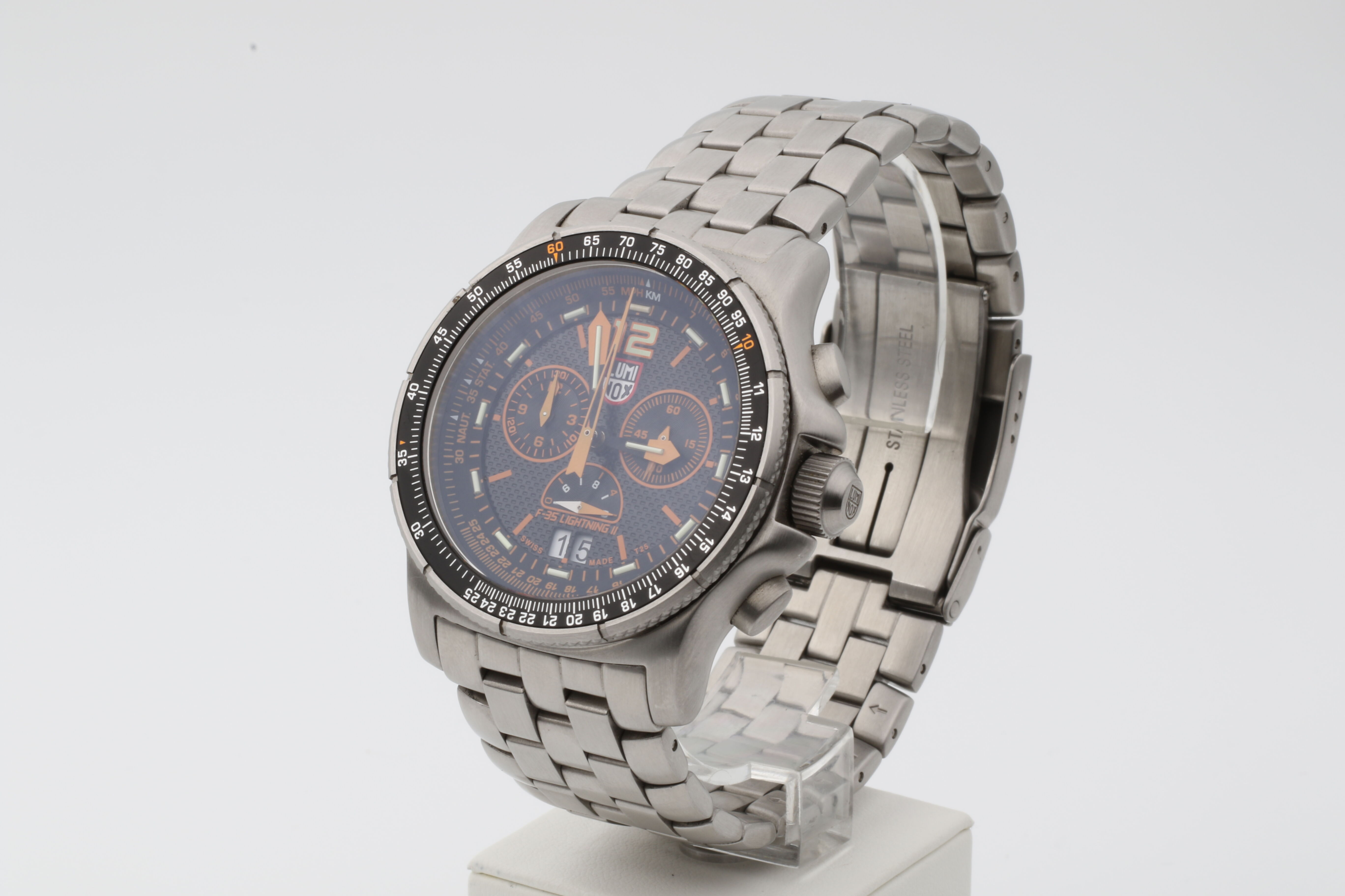 Luminox F-35 Lightning II A.9382