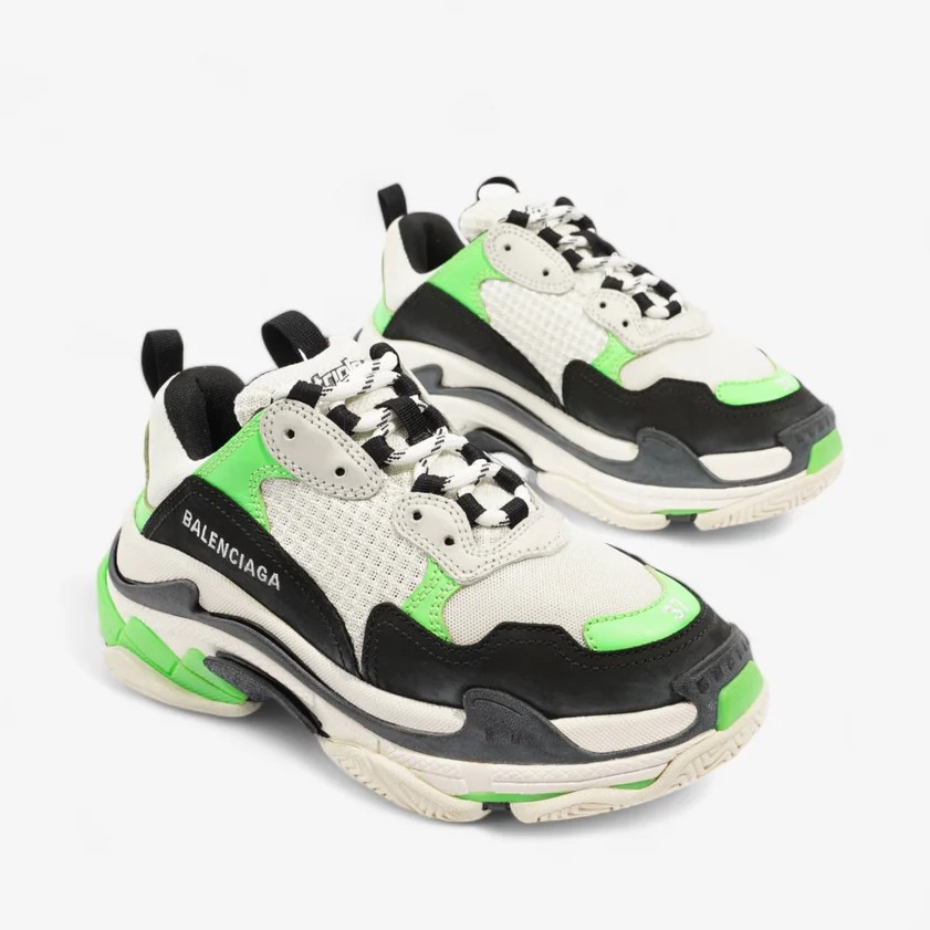 Balenciaga 
