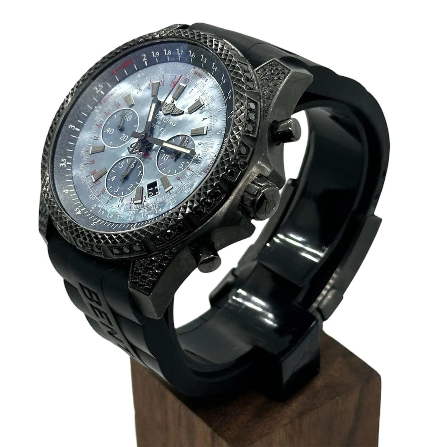 Breitling Bentley B06 Chronograph MB0611