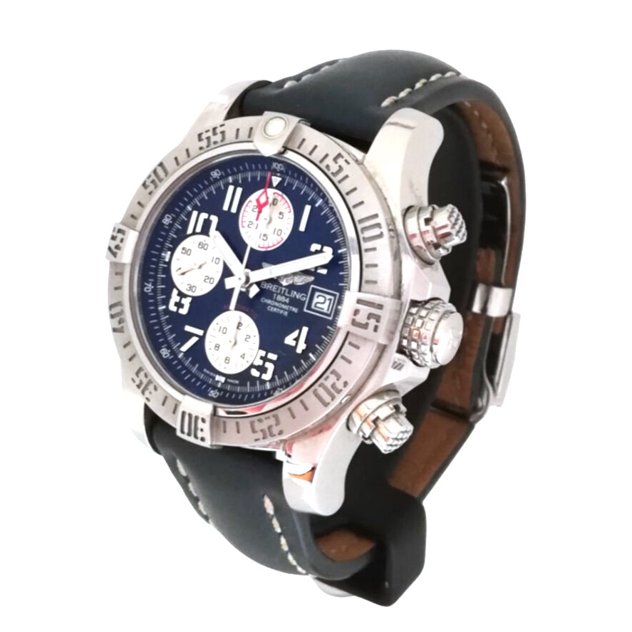 Breitling Avenger II A13381