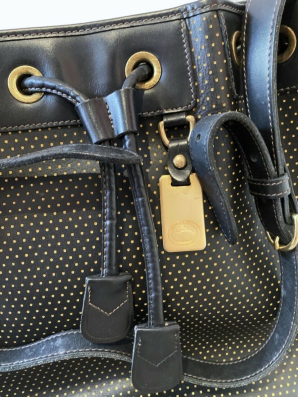 Dooney & Bourke 