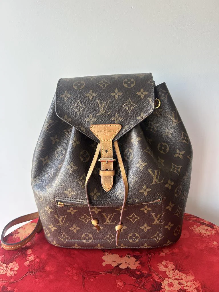 Louis Vuitton Montsouris NM