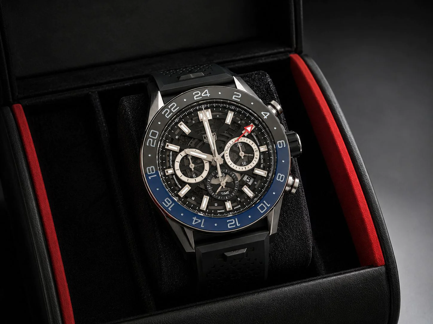 TAG Heuer Carrera Heuer 02 GMT CBG2A1Z