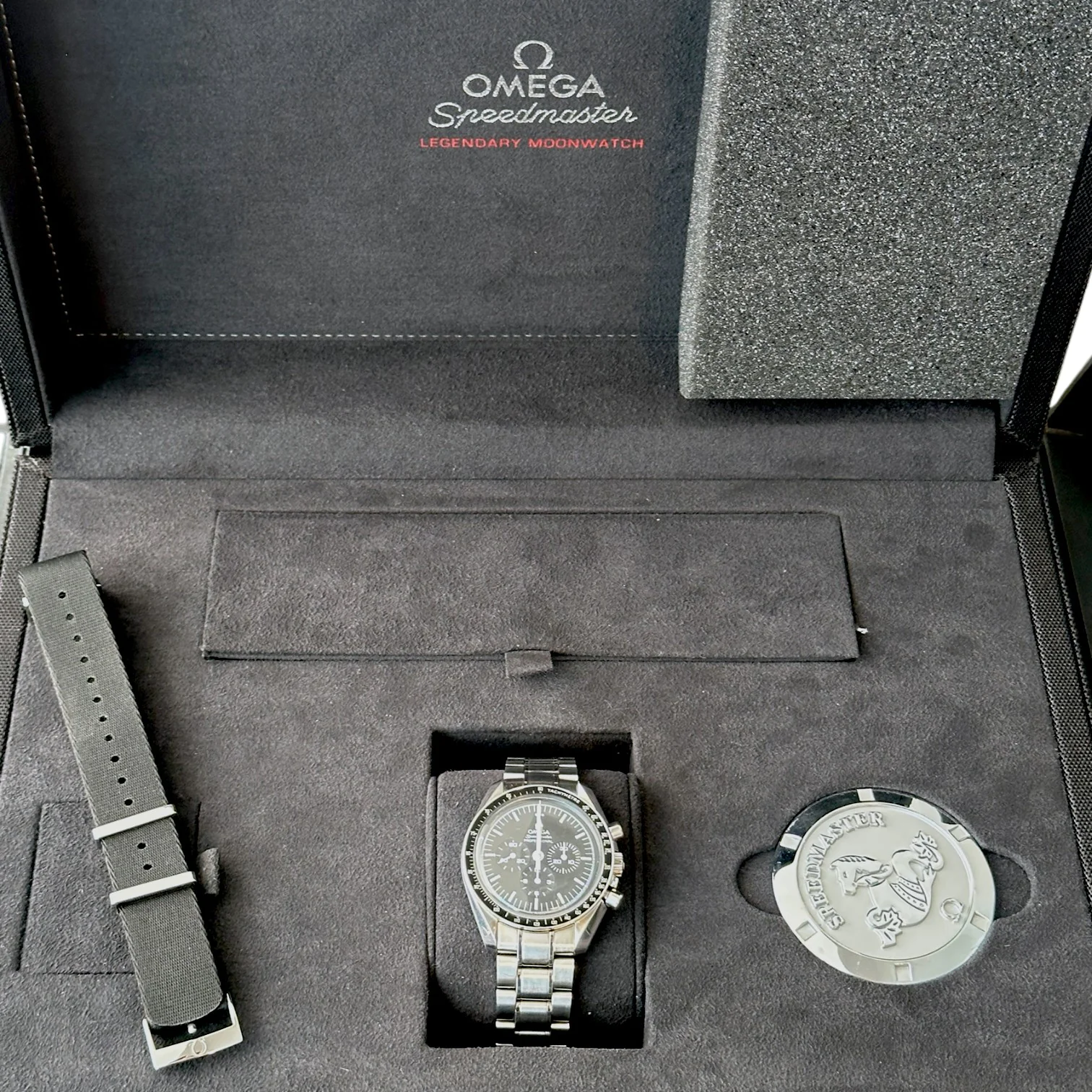 Omega Speedmaster Moonwatch Professional 311.30.42.30.01.005